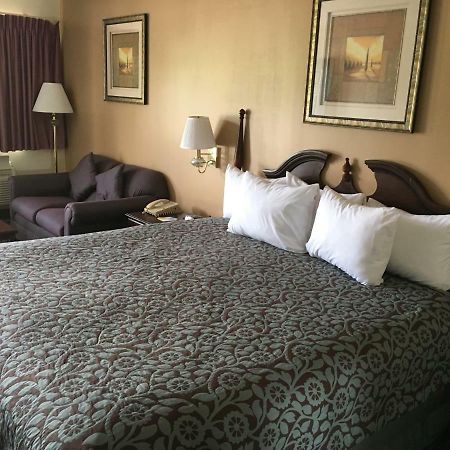 Days Inn By Wyndham Picayune Ngoại thất bức ảnh