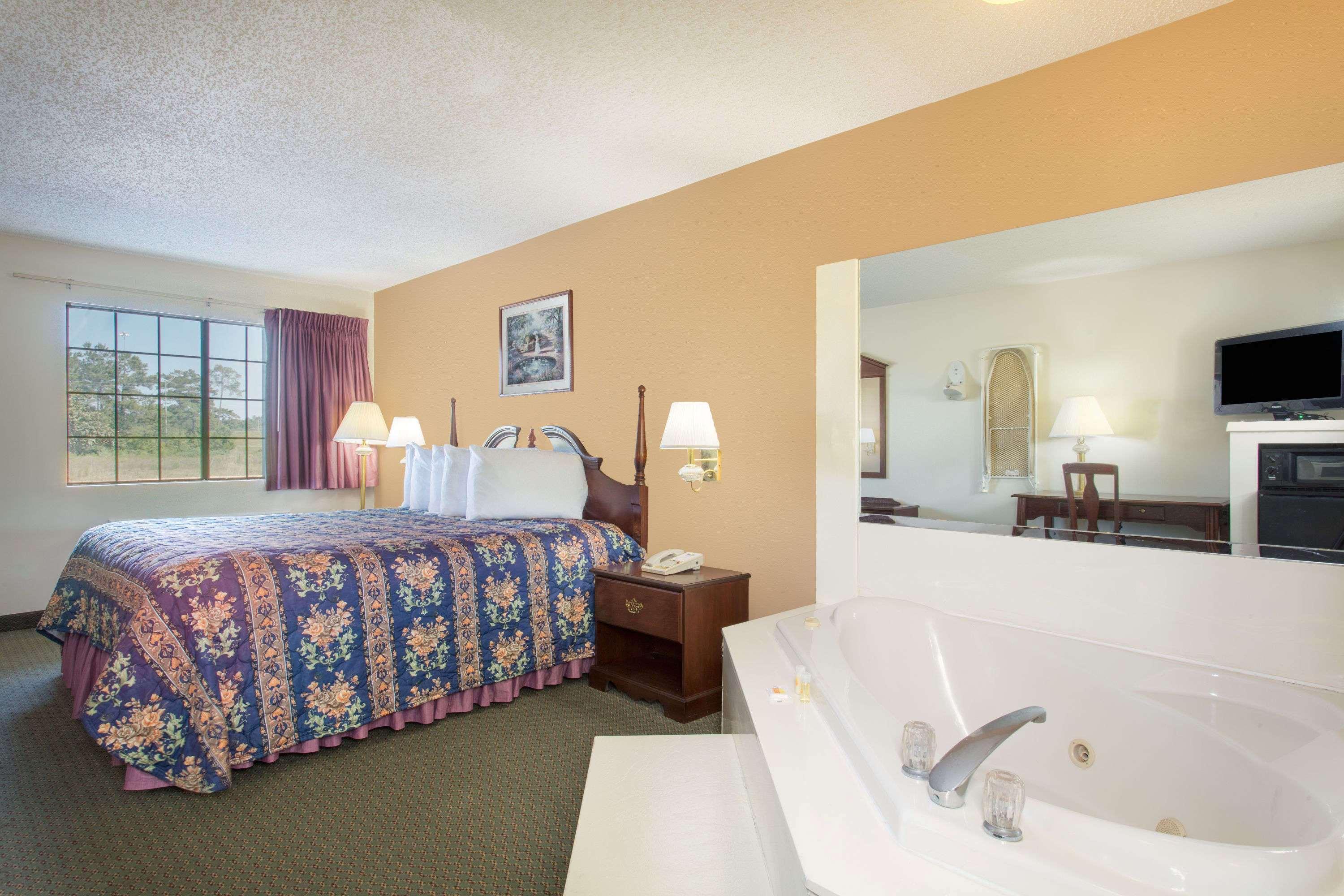 Days Inn By Wyndham Picayune Ngoại thất bức ảnh